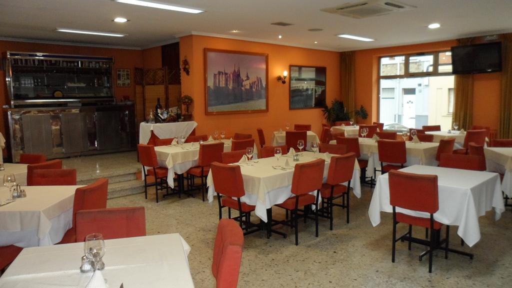 Hostal Coruna Astorga Exterior foto