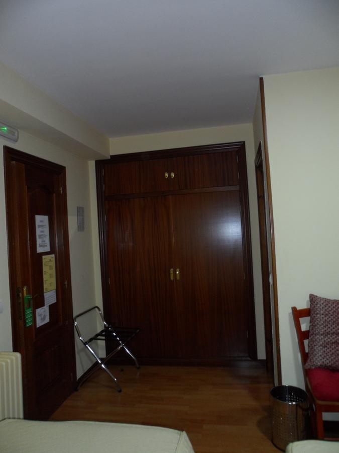 Hostal Coruna Astorga Exterior foto
