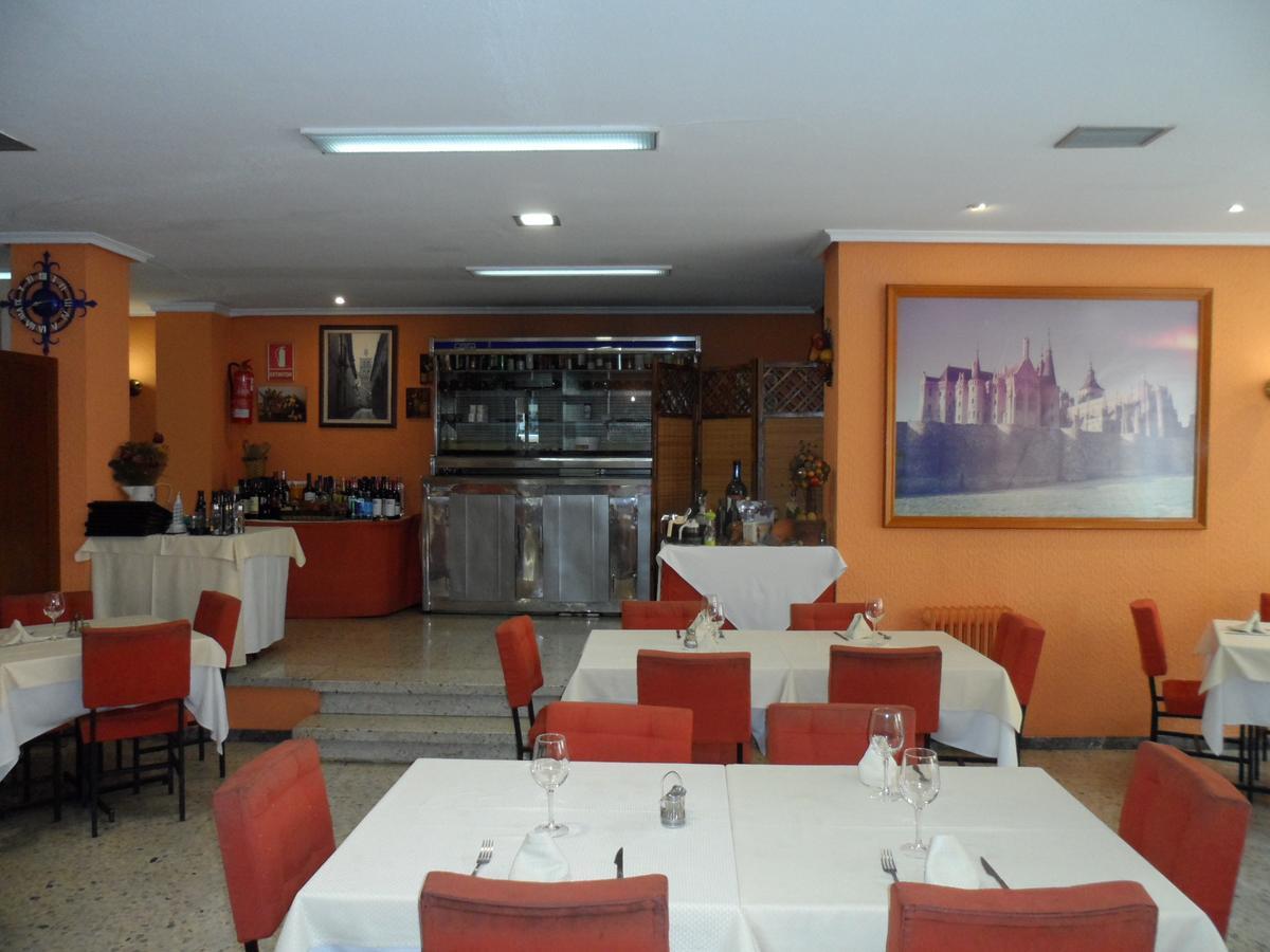 Hostal Coruna Astorga Exterior foto