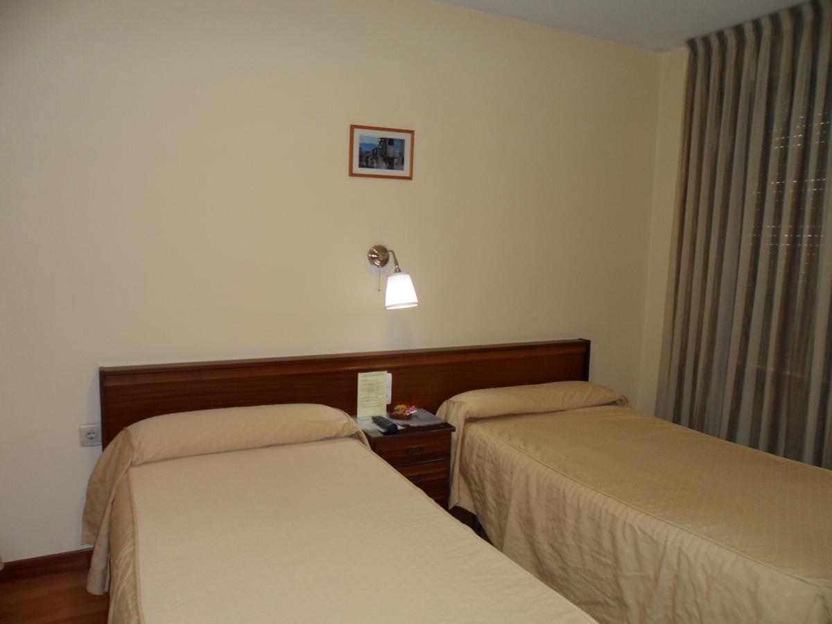 Hostal Coruna Astorga Exterior foto