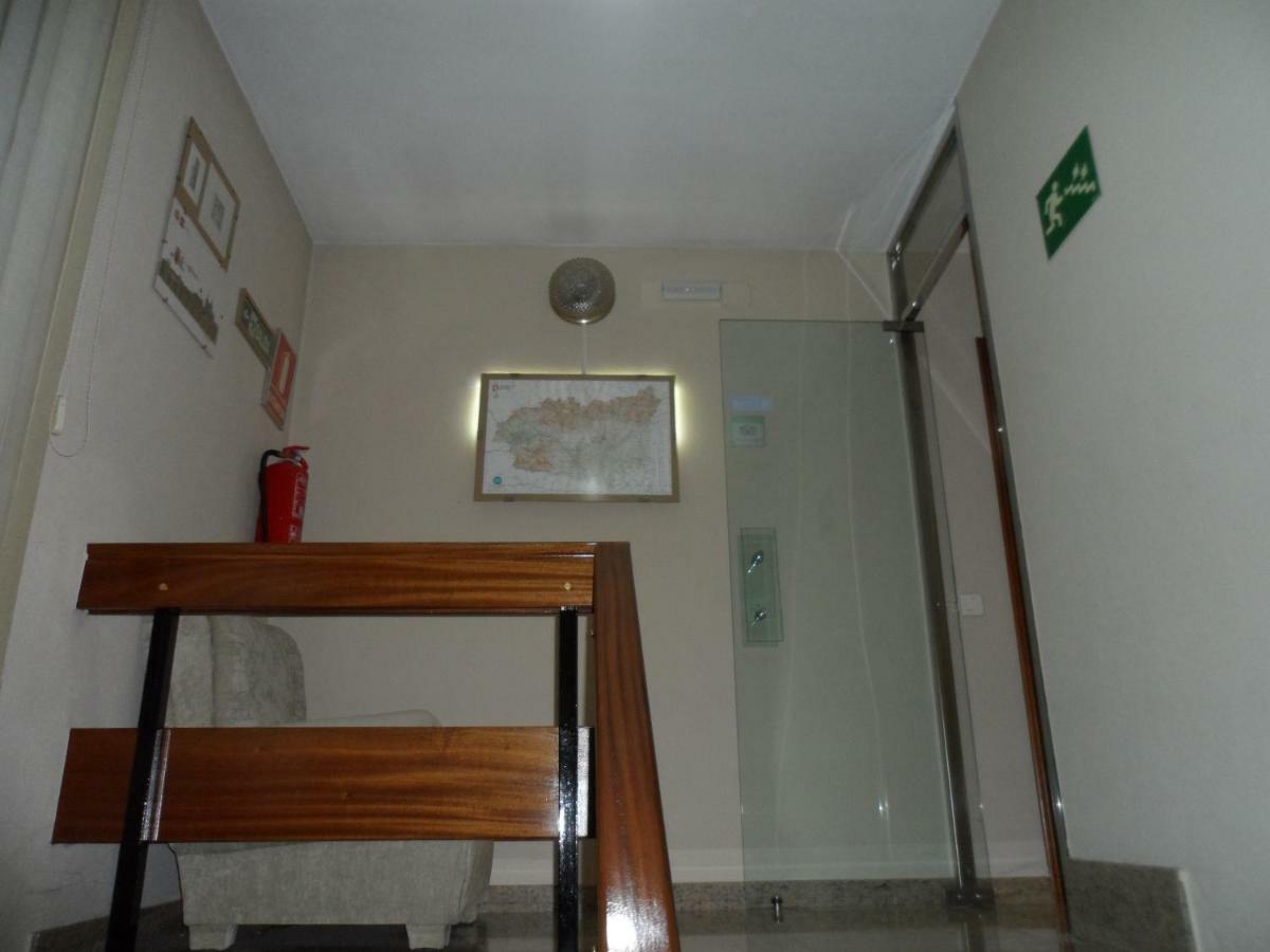 Hostal Coruna Astorga Exterior foto