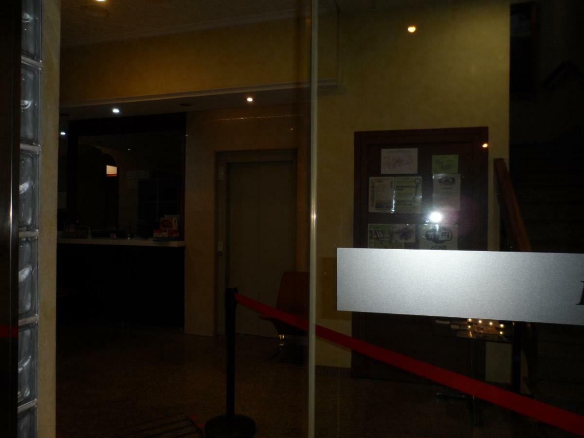 Hostal Coruna Astorga Exterior foto
