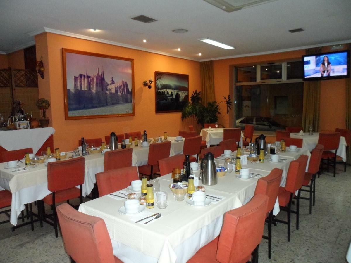 Hostal Coruna Astorga Exterior foto